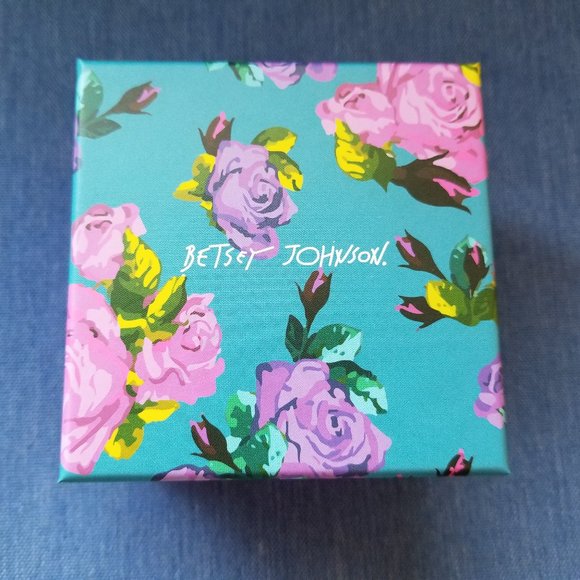 🧸💜💚Betsey Johnson Colorful Gummy Bear Necklace & Earrings - NWT&B💚💜🧸 - Picture 2 of 5